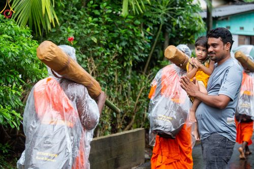 ภาพ No.140958:PhotoStory มหาศรัทธา ธรรมยาตราศรีลังกา EP.5 โครงการสยาม-ลังกา ธรรมยาตรา ฉลองเทศกาลวิสาขบูชาแห่งชาติ ศรีลังกา บูชาธรรม 80 ปีหลวงพ่อธัมมชโย เส้นทางจาก เมืองดัมบูลลา ไปยัง เมืองมาตะเล ตั้งแต่วันที่ 17-20 พฤษภาคม พ.ศ.2567