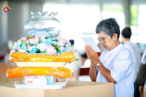 ภาพ No.209930:วันพุธที่ 26 กุมภาพันธ์ พ.ศ. 2568 พิธีบุพเปตพลี ครั้งที่ 159 ณ หอฉันคุณยายอาจารย์จันทร์ขนนกยูง วัดพระธรรมกาย