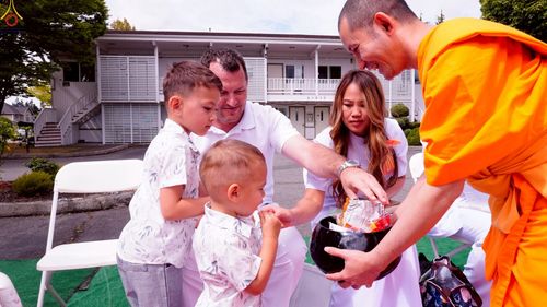 ภาพ No.239706:วันอาทิตย์ ที่ 17 สิงหาคม พ.ศ. 2568 พิธีทอดผ้าป่าฉลองครบรอบ 27 ปี วัดพระธรรมกายซีแอตเติล รัฐวอชิงตัน ประเทศสหรัฐอเมริกา