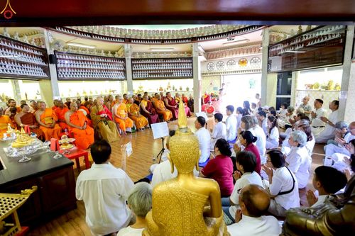 ภาพ No.245041:วันที่ 30-31 สิงหาคม พ.ศ. 2568 พิธีฉลองสมโภช พระบรมสารีริกธาตุ ณ วัดพระธรรมกายกัวลาลัมเปอร์ ประเทศมาเลเซีย เพื่ออัญเชิญไปประดิษฐาน ณ วัดพุทธมหาวิหาร ประเทศศรีลังกา