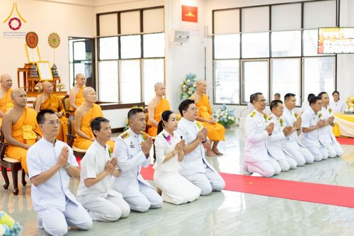 ภาพ No.276715:วันเสาร์ที่ 6 ธันวาคม พ.ศ. 2568 พิธีมุทิตาสักการะ เนื่องในโอกาสที่พระเดชพระคุณพระพรหมดิลก เจ้าอาวาสวัดสามพระยา วรวิหาร เมตตาเป็นประธานในพิธีตั้งฐานานุกรมใน พระราชวิเทศวชิรเวที (บัณฑิต วรปญฺโญ) ผู้ช่วยเจ้าอาวาสวัดพระธรรมกาย (ไวโรจน์ วิโรจโน) ผู้ช่วยเจ้าอา