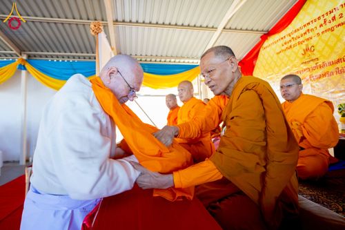 ภาพ No.231675:โครงการบรรพชาอุปสมบทหมู่ครั้งที่ 2 ณ วัดพระธรรมกายโจฮันเนสเบิร์ก ประเทศแอฟริกาใต้ วันอาทิตย์ 29 มิถุนายน พ.ศ. 2568