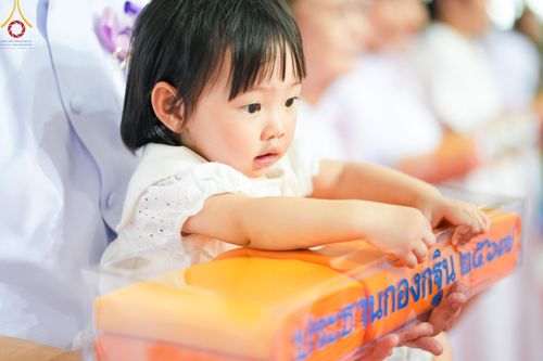 ภาพ No.167729:พิธีทอดกฐิน และ พิธีกรานกฐิน ในวันอาทิตย์ที่ 3 พฤศจิกายน พ.ศ. 2567 ณ วัดพระธรรมกาย จ.ปทุมธานี