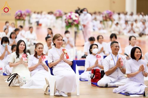 ภาพ No.232540:วันอาทิตย์ที่ 6 กรกฏาคม พ.ศ. 2568 พิธีมุทิตาสักการะพระครูสัญญาบัตร ปีพุทธศักราช 2568 ณ ห้องแก้วสารพัดนึก2 สภาธรรมกายสากล วัดพระธรรมกาย