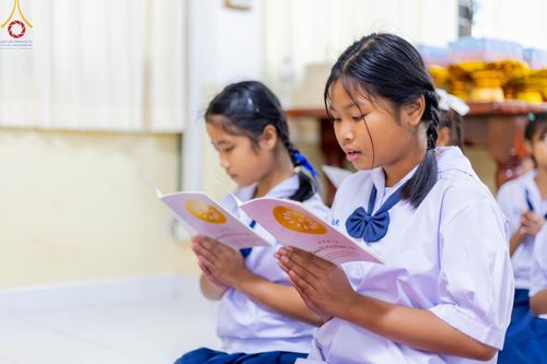 ภาพ No.195083:พิธีทอดผ้าป่าทำนุบำรุงศาสนสถาน ณ วัดไผ่โรงวัว ต.บางตาเถร อ.สองพี่น้อง จ.สุพรรณบุรี ในโครงการธรรมยาตรา กตัญญูบูชา มหาปูชนียาจารย์ พระมงคลเทพมุนี(สด จนฺทสโร) พระผู้ปราบมาร อนุสรณ์สถาน 7 แห่ง ปีที่ 13 วันที่ 13 มกราคม พ.ศ. 2568