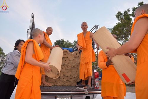 ภาพ No.111634:V.10 เก่งกล้า การเตรียมงาน เก็บงาน การรับบุญของเจ้าหน้าที่หน่วยงานต่างๆ เพื่อโครงการธรรมยาตรา กตัญญูบูชามหาปูชนียาจารย์ พระมงคลเทพมุนี (สด จนฺทสโร) พระผู้ปราบมาร อนุสรณ์สถาน 7 แห่ง ปีที่ 12 ระหว่างวันที่ 2 - 31 มกราคม พ.ศ.2567