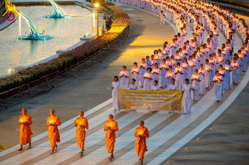 ภาพ No.224241:วันที่ 3-5 พฤษภาคม พ.ศ. 2568  กิจวัตร-กิจกรรมโครงการปฏิบัติธรรมอบรมศีลธรรม “บวชอุบาสิกาแก้ว” ถวายเป็นพระราชกุศล แด่พระบาทสมเด็จพระเจ้าอยู่หัว เนื่องในโอกาสมหามงคล “วันฉัตรมงคล” ณ วัดพระธรรมกาย อ.คลองหลวง จ.ปทุมธานี