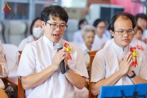 ภาพ No.197382:พิธีเจริญพระพุทธมนต์ ปฏิบัติธรรม มอบทุนการศึกษา ถวายสังฆทาน 108 วัด เพื่อถวายเป็นพุทธบูชา และขับเคลื่อนโครงการหมู่บ้านรักษาศีล 5 โดยคณะสงฆ์จังหวัดนนทบุรี คณะศิษยานุศิษย์วัดพระธรรมกาย โครงการธรรมยาตรา ปีที่ 13 ณ วัดตะเคียน อ.บางกรวย จ.นนทบุรี