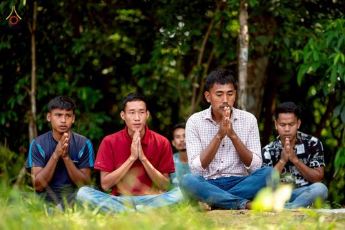 ภาพ No.257534:วันที่ 17 ตุลาคม พ.ศ. 2568 พิธีทอดกฐินสมทบวัดกัลยาณมิตรต่างประเทศ  บูชาธรรม 81 ปี หลวงพ่อธัมมชโย ณ ศูนย์ปฏิบัติธรรมไมตรีปูร์ เมืองคาร์การชารี ประเทศบังกลาเทศ 