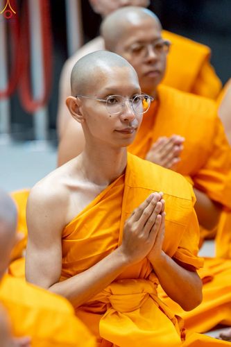 ภาพ No.229177:วันเสาร์ที่ 14 มิถุนายน พ.ศ. 2568 พิธีบรรพชา , พิธีถวายบาตร , พิธีอุปสมบท ในโครงการบรรพชาอุปสมบทหมู่ ผู้บริหารรุ่นที่ 15 และ อุดมศึกษา รุ่นที่ 52 ณ โบสถ์พระไตรปิฎก วัดพระธรรมกาย