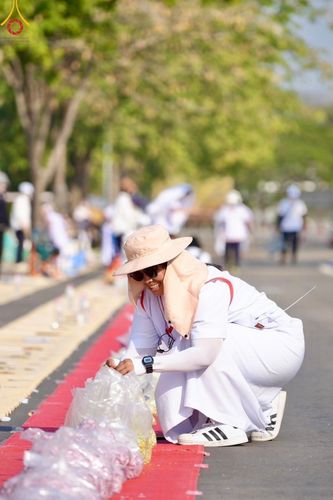 ภาพ No.208109:V.55 สารพัดV สารพัดดี ที่วัดพระธรรมกาย ในโครงการธรรมยาตรา กตัญญูบูชา มหาปูชนียาจารย์ พระมงคลเทพมุนี (สด จนฺทสโร) พระผู้ปราบมาร อนุสรณ์สถาน 7 แห่ง ปีที่ 13 ระหว่างวันที่ 2-31 มกราคม พ.ศ. 2568