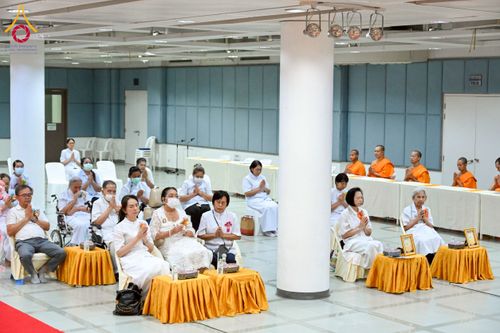 ภาพ No.229088:วันอาทิตย์ที่ 15 มิถุนายน พ.ศ. 2568 พิธีทอดผ้าป่าทุนพัฒนาพระมหาเปรียญ และทุนเผยแผ่พระพุทธศาสนาไปทั่วโลก ณ ห้องสัมมนา SPD สภาธรรมกายสากล วัดพระธรรมกาย