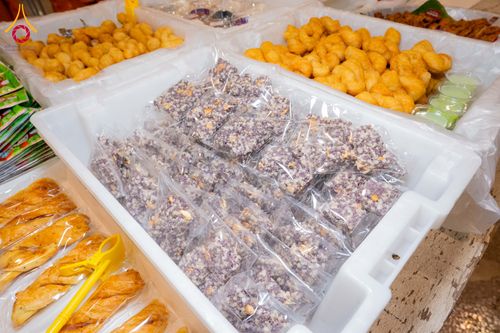 ภาพ No.305638:วันที่ 29 มกราคม พ.ศ. 2569 พิธีถวายภัตตาหารเป็นสังฆทาน แด่พระธรรมยาตรา ณ วัดพระธรรมกาย  จังหวัดปทุมธานี ในโครงการธรรมยาตรา กตัญญูบูชา มหาปูชนียาจารย์ พระมงคลเทพมุนี(สด จนฺทสโร) พระผู้ปราบมาร อนุสรณ์สถาน 7 แห่ง ปีที่ 14