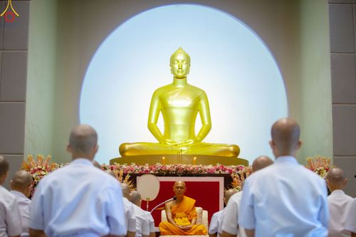 ภาพ No.82720:พิธีเวียนประทักษิณ, พิธีวันทาเจดีย์ ณ มหาธรรมกายเจดีย์  พิธีบรรพชาหมู่พระพี่เลี้ยงเข้าพรรษา, ธรรมทายาทอุดมศึกษา รุ่นที่ 50(ภาคฤดูฝน) และธรรมทายาทพุทธศาสตร์สากล รุ่นที่ 7 (ภาคฤดูฝน) วันเสาร์ที่ 17 มิถุนายน พ.ศ. 2566 ณ  โบสถ์พระไตรปิฎก วัดพระธรรมกาย จ.ปทุม