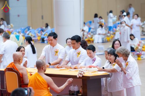 ภาพ No.310574:วันอาทิตย์ที่ 22 กุมภาพันธ์ พ.ศ. 2569 พิธีมุทิตาสักการะในโอกาสอายุวัฒนะมงคล 80 ปี พระพรหมวชิรปัญญาจารย์ (ทองดี สุรเตโช ป.ธ.9) ณ ห้องแก้วสารพัดนึก 2 วัดพระธรรมกาย จ.ปทุมธานี