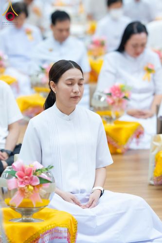 ภาพ No.310653:วันอาทิตย์ที่ 22 กุมภาพันธ์ พ.ศ. 2569 พิธีถวายโคมมาฆประทีป ณ ห้องแก้วสารพัดนึก 2 วัดพระธรรมกาย จ.ปทุมธานี