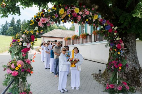 ภาพ No.286203:วันที่ 13 กรกฎาคม พ.ศ. 2568  พิธีทอดผ้าป่าฉลอง 13 ปี  วัดพระธรรมกายสวิตเซอร์แลนด์