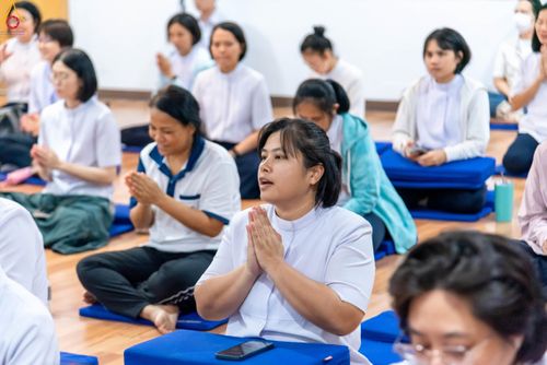 ภาพ No.319967:วันที่ 6 เมษายน พ.ศ.2569 ทีมจัดภัตตาหารประชุมเตรียมงานถวายมหาสังฆทาน 40,000 กว่าวัดทั่วประเทศ บูชาธรรม 82 ปี หลวงพ่อธัมมชโย