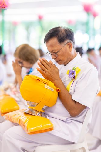 ภาพ No.328398:วันเสาร์ที่ 2 พฤษภาคม พ.ศ.2569 พิธีอุปสมบทสามเณรเตรียม DCI รุ่นที่ 23 ณ อุโบสถพระไตรปิฎก วัดพระธรรมกาย จังหวัดปทุมธานี