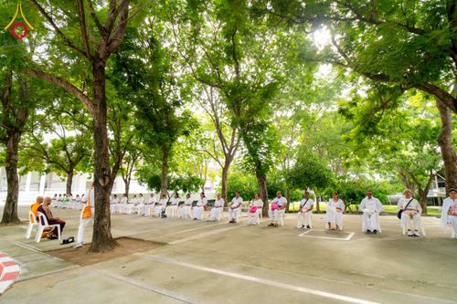 ภาพ No.342499:วันที่ 31 กรกฎาคม พ.ศ. 2569  ต้อนรับคณะแสวงบุญชาวศรีลังกา 31 ท่าน เยี่ยมชมวัดพระธรรมกาย