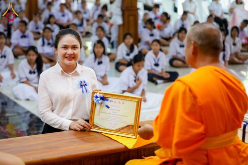 ภาพ No.285557:วันที่ 11 ธันวาคม พ.ศ. 2568  รวมพลังเด็กดี V-Star ผู้นำฟื้นฟูศีลธรรมโลก ประจำปี 2568 จังหวัดแพร่  ณ ธุดงคสถานแพร่ อำเภอวังชิ้น จังหวัดแพร่