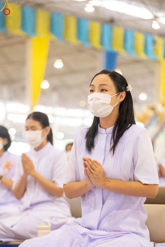 ภาพ No.81568:พิธีตักบาตร ข้าวสารอาหารแห้ง และพิธีบูชาข้าวพระ ณ สภาธรรมกายสากล วัดพระธรรมกาย วันเสาร์ที่ 3 มิถุนายน 2566