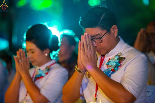 ภาพ No.82064:พิธีจุดวิสาขประทีป 22,000 ดวงและโคมลอย 3,000 ดวง ( Festival  lampion Vesak Indonesia) ณ มหาเจดียบรมพุทโธ อินโดนีเซีย  วันอาทิตย์ที่ 4 มิ.ย. พ.ศ.2566