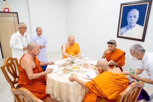 ภาพ No.156327:พิธีถวายสังฆทานแด่คณะสงฆ์ 323 วัด 4 จังหวัดชายแดนภาคใต้ ปีที่ 20 ครั้งที่ 173 พิธีมอบกองทุนหนุนแรงใจช่วยครูใต้ ปีที่ 17 ครั้งที่ 137 วันเสาร์ที่ 21 กันยายน พ.ศ.2567 ณ ศูนย์ปฏิบัติธรรมภาคใต้ อ.บางกล่ำ จ.สงขลา