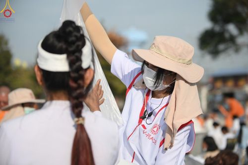 ภาพ No.204198:V.52 สารพัดV สารพัดดี ที่วัดสองพี่น้อง ในโครงการธรรมยาตรา กตัญญูบูชา มหาปูชนียาจารย์ พระมงคลเทพมุนี(สด จนฺทสโร) พระผู้ปราบมาร อนุสรณ์สถาน 7 แห่ง ปีที่ 13 ระหว่างวันที่ 2-31 มกราคม พ.ศ. 2568