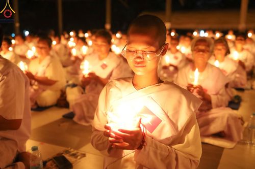 ภาพ No.158453:โครงการอบรมอุบาสก อุบาสิกาแก้ว  ตัวแทนทอดกฐิน 30,000 วัด ทั่วไทย บูชาธรรม 80 ปี หลวงพ่อธัมมชโย ระหว่างวันที่ 20-22 กันยายน พ.ศ. 2567 ณ จังหวัดบุรีรัมย์ รุ่นที่ 3