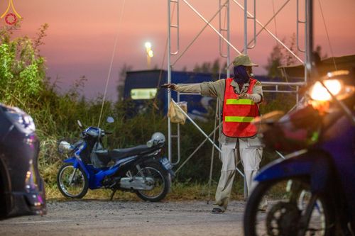 ภาพ No.111796:V.10 เก่งกล้า การเตรียมงาน เก็บงาน การรับบุญของเจ้าหน้าที่หน่วยงานต่างๆ เพื่อโครงการธรรมยาตรา กตัญญูบูชามหาปูชนียาจารย์ พระมงคลเทพมุนี (สด จนฺทสโร) พระผู้ปราบมาร อนุสรณ์สถาน 7 แห่ง ปีที่ 12 ระหว่างวันที่ 2 - 31 มกราคม พ.ศ.2567