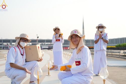 ภาพ No.208272:V.55 สารพัดV สารพัดดี ที่วัดพระธรรมกาย ในโครงการธรรมยาตรา กตัญญูบูชา มหาปูชนียาจารย์ พระมงคลเทพมุนี (สด จนฺทสโร) พระผู้ปราบมาร อนุสรณ์สถาน 7 แห่ง ปีที่ 13 ระหว่างวันที่ 2-31 มกราคม พ.ศ. 2568