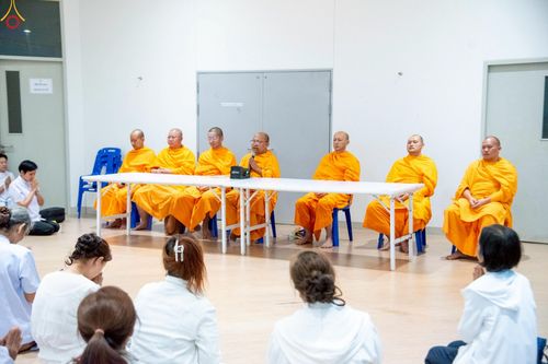 ภาพ No.242430:วันที่ ๒๙ - ๓๑ สิงหาคม พ.ศ. ๒๕๖๘ สัมมนารวมใจผู้นำบุญ บูชาธรรม ๘๑ ปี  หลวงพ่อธัมมชโย รุ่นที่ ๒ กฐินสามัคคีทั่วไทย ๓๐,๐๐๐ วัด โครงการอุปสมบทบูชาธรรมมหาปูชนียาจารย์  ๓,๐๐๐ รูป