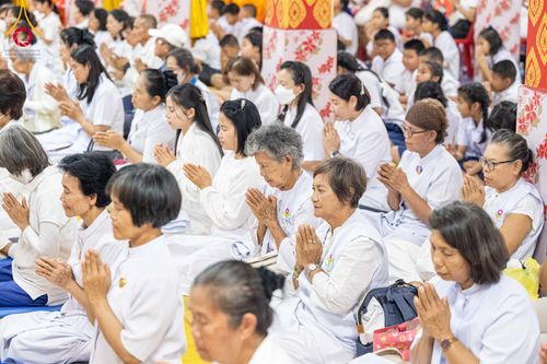 ภาพ No.303754:วันที่ 27 มกราคม พ.ศ. 2569 พิธีทอดผ้าป่าทำนุบำรุงศาสนสถาน ณ วัดตะเคียน อ.บางกรวย จ.นนทบุรี ในโครงการธรรมยาตรา กตัญญูบูชา มหาปูชนียาจารย์ พระมงคลเทพมุนี(สด จนฺทสโร) พระผู้ปราบมาร อนุสรณ์สถาน 7 แห่ง ปีที่ 14