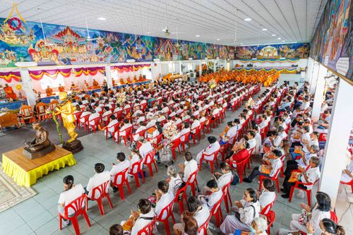 ภาพ No.295658:วันที่ 15 มกราคม พ.ศ. 2569 พิธีทอดผ้าป่าทำนุบำรุงศาสนสถาน ณ วัดโบสถ์บน ต.บางคูเวียง จ.นนทบุรี อนุสรณ์สถานลำดับที่ 4 สถานที่เกิดด้วยกายธรรม ในโครงการธรรมยาตรา กตัญญูบูชา มหาปูชนียาจารย์ พระมงคลเทพมุนี(สด จนฺทสโร) พระผู้ปราบมาร อนุสรณ์สถาน 7 แห่ง ปีที่ 14