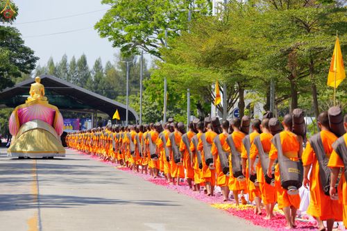 ภาพ No.304638:วันที่ 25 มกราคม พ.ศ. 2569 พิธีต้อนรับพระธรรมยาตรา (ภาพชุดที่ 2) รร.สามัคคีราษฏร์บำรุง-วัดพระธรรมกาย ในโครงการธรรมยาตรา กตัญญูบูชา มหาปูชนียาจารย์ พระมงคลเทพมุนี(สด จนฺทสโร) พระผู้ปราบมาร อนุสรณ์สถาน 7 แห่ง ปีที่ 14