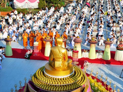 ภาพ No.293840:วันที่ 14 มกราคม พ.ศ. 2569 พิธีจุดประทีปถวายเป็นพุทธบูชา และบูชาธรรมมหาปูชนียาจารย์  ณ วัดสองพี่น้อง ต.ต้นตาล อ.สองพี่น้อง จ.สุพรรณบุรี ในโครงการธรรมยาตรา กตัญญูบูชา มหาปูชนียาจารย์ พระมงคลเทพมุนี(สด จนฺทสโร) พระผู้ปราบมาร อนุสรณ์สถาน 7 แห่ง ปีที่ 14