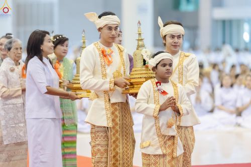 ภาพ No.327756:วันที่ 3 พฤษภาคม พ.ศ.2569 พิธีรับมอบพระบรมสารีริกธาตุ จากสาธารณรัฐแห่งสหภาพเมียนมา ณ ห้องแก้วสารพัดนึก วัดพระธรรมกาย