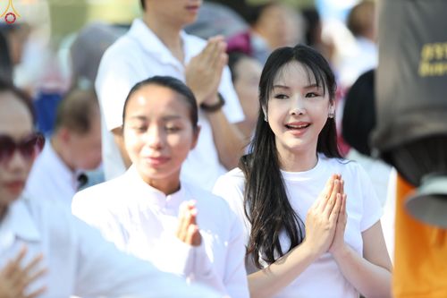 ภาพ No.305769:วันที่ 25 มกราคม พ.ศ. 2569 พิธีต้อนรับพระธรรมยาตรา วัดพระธรรมกาย(ภาพชุดที่ 3) ในโครงการธรรมยาตรา กตัญญูบูชา มหาปูชนียาจารย์ พระมงคลเทพมุนี(สด จนฺทสโร) พระผู้ปราบมาร อนุสรณ์สถาน 7 แห่ง ปีที่ 14