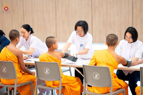 ภาพ No.342613:วันที่ 8 สิงหาคม พ.ศ. 2569  ตรวจสุขภาพประจำปีสามเณร ณ วัดพระธรรมกาย ปทุมธานี