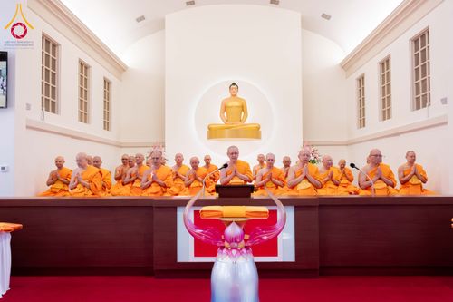 ภาพ No.318972:วันที่ 29 มีนาคม พ.ศ.2569 พิธีทอดผ้าป่าวัดพระธรรมกาย 20 ศูนย์สาขา และการประชุมภาคพื้นอเมริกา ไตรมาสที่ 1/2569 วัดพระธรรมกายชิคาโก ประเทศสหรัฐอเมริกา