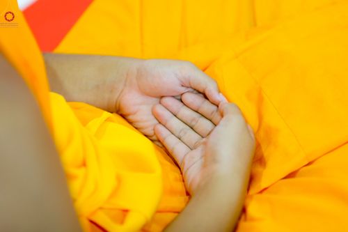 ภาพ No.79932:พิธีขอบรรพชา , พิธีคล้องอังสะ พิธีขอสรณคมน์และศีล , พิธีขอนิสสัย ในโครงการบรรพชาสามเณรฟื้นฟูพระพุทธศาสนาทั่วไทย วันเสาร์ที่ 8 เมษายน พ.ศ.2566