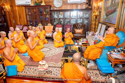 ภาพ No.342126:วันศุกร์ที่ 31 กรกฎาคม พ.ศ.2569 พระภิกษุวัดพระธรรมกาย ทำวัตรพระผู้ใหญ่เนื่องในวันเข้าพรรษา
