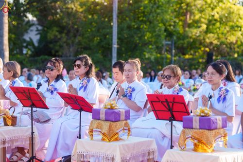 ภาพ No.332700:วันอาทิตย์ที่ 31 พฤษภาคม พ.ศ. 2569 วันวิสาขบูชา ณ วัดพระธรรมกายแคลิฟอร์เนีย  ประเทศสหรัฐอเมริกา