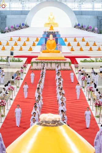 ภาพ No.342754:วันอาทิตย์ที่ 9 สิงหาคม พ.ศ.2569 พิธีจุดเทียนใจ ไฟนิรันดร์ อนันตชัย ณ รัตนบัลลังก์ วัดพระธรรมกาย