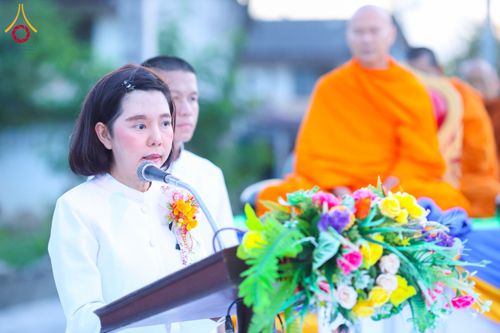 ภาพ No.281501:วันอาทิตย์ที่ 28 ธันวาคม พ.ศ.2568 ตักบาตรพระ 1000 รูป ปีที่ 1 ทำบุญเมืองสตูลส่งท้ายปี ณ หน้าโรงเรียนสตูลวิทยา จ.สตูล