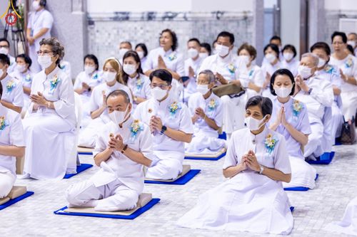 ภาพ No.89236:พิธีประดิษฐานรูปหล่อทองคำ  คุณยายอาจารย์มหารัตนอุบาสิกาจันทร์ ขนนกยูง ภายในมหาวิหารคุณยายอาจารย์ฯ เนื่องในวันครูผู้ค้นพบวิชชาธรรมกาย วันศุกร์ที่ 29 กันยายน พ.ศ. 2566 ณ วัดพระธรรมกาย จ.ปทุมธานี