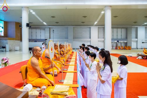 ภาพ No.90779:พิธีบำเพ็ญกุศลสวดพระอภิธรรม  อุบาสกถาวร พรหมถาวร (อุบาสกผู้ปั้นพระ) คืนที่ 3 วันจันทร์ที่ 16 ตุลาคม พ.ศ. 2566 ณ ห้องแก้วสารพัดนึก 1 สภาธรรมกายสากล วัดพระธรรมกาย จ.ปทุมธานี