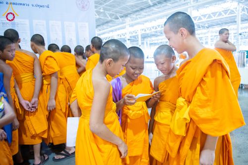 ภาพ No.309415:วันที่ 12 กุมภาพันธ์ พ.ศ. 2569 การสอบบาลีสนามหลวง ประจำปี 2569 ประโยค 1-2, ป.ธ.3/ ประโยค บ.ศ.1-2, บ.ศ.3 ณ สนามสอบประจำจังหวัดปทุมธานี แห่งที่ 2  วัดพระธรรมกาย อ.คลองหลวง จ.ปทุมธานี