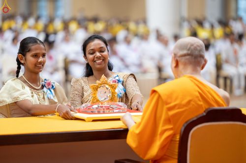 ภาพ No.311854:วันอังคารที่ 3 มีนาคม พ.ศ.2569 พิธีมอบโล่วัชรเกียรติยศ โครงการตอบปัญหาธรรมะทางก้าวหน้า ครั่งที่ 43, พิธีมอบโล่วัชรเกียรติยศ โครงการสอบตอบปัญหาศีลธรรม เพื่อสันติภาพโลก (World-Pec) ครั้งที่ 19 ณ สภาธรรมกายสากล วัดพระธรรมกาย